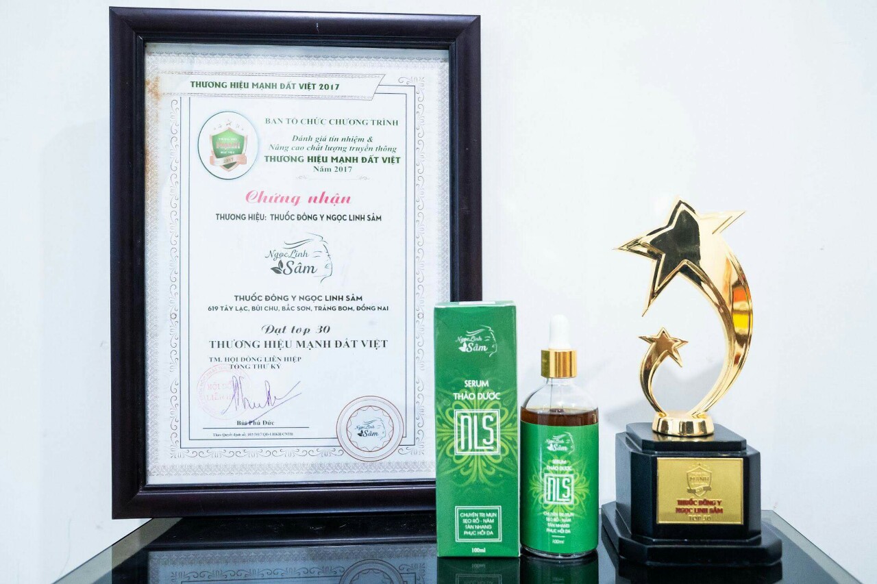 Serum Ngọc Linh Sâm tái tạo da