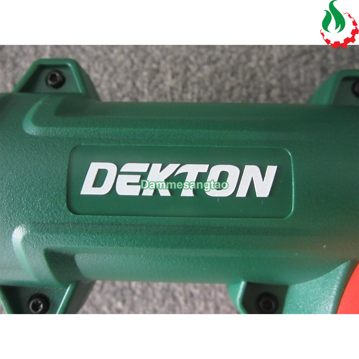 Máy thổi bụi pin 21V Dekton M21-TB03 160MPH (Động cơ có than)
