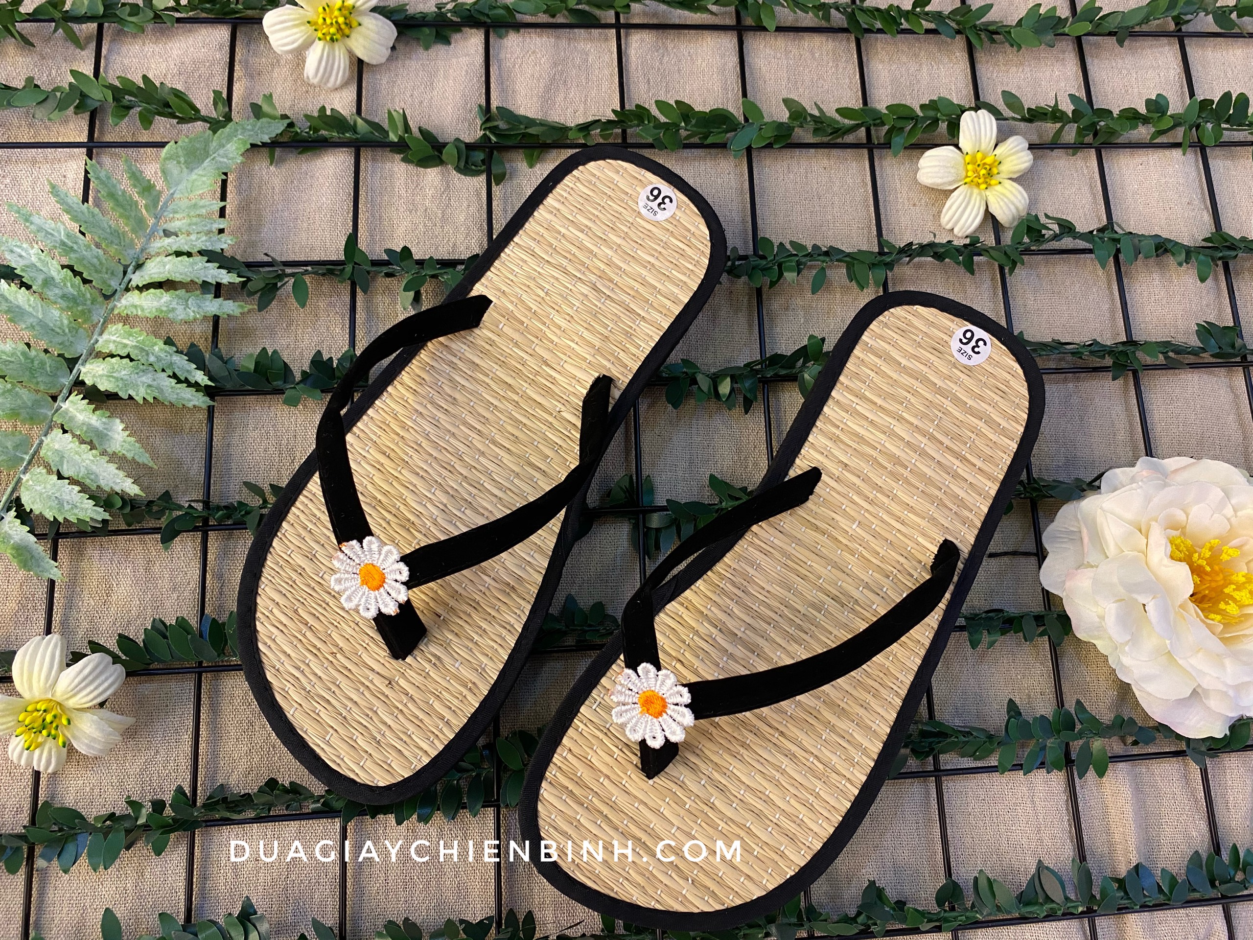 [HCM]ĐỘC QUYỀN - DÉP CHIẾU HANDMADE HOA ĐỘC QUYÊN DÚA