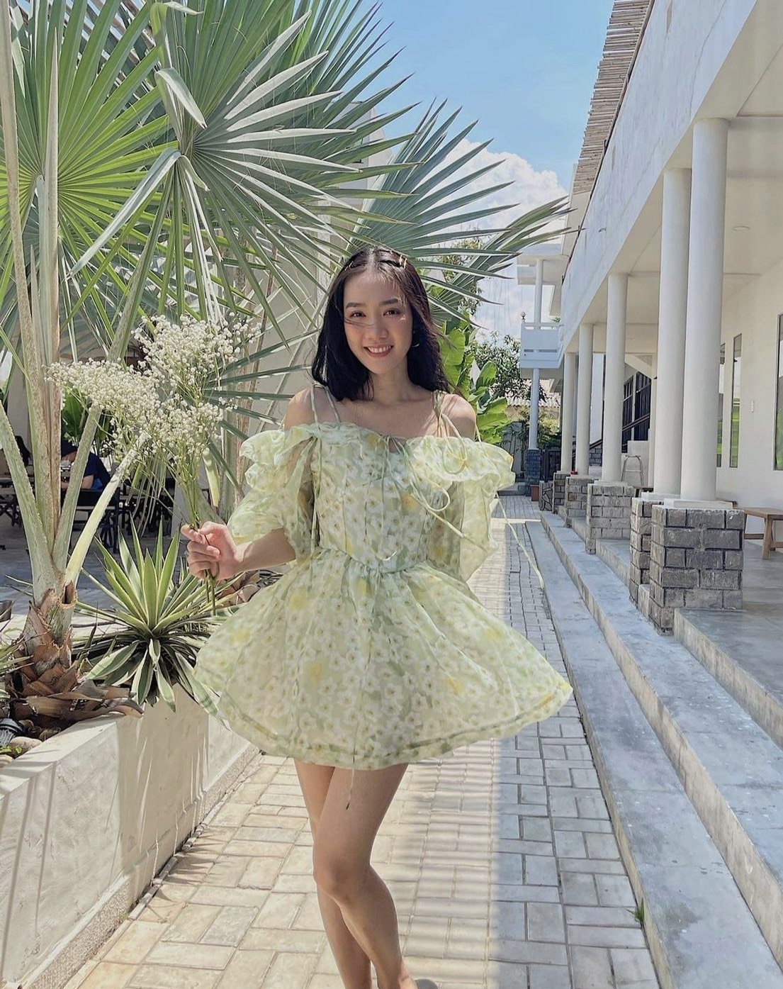 Đầm trễ vai cột dây - D205