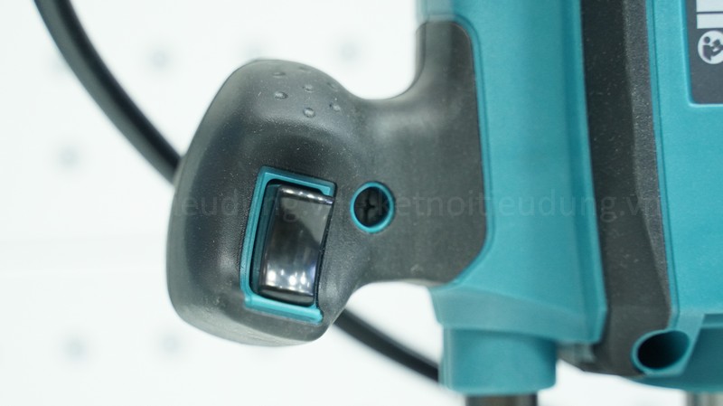 MÁY PHAY (LOẠI SÂU) MAKITA RP0900