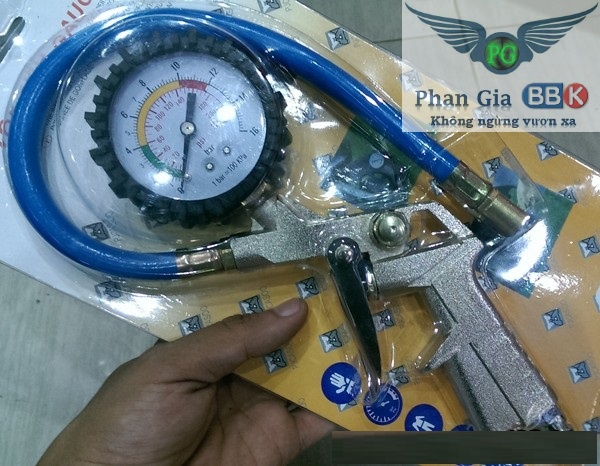 DỤNG CỤ BƠM LỐP XE