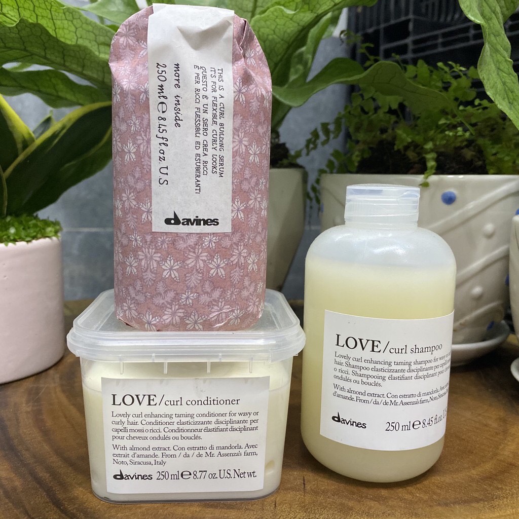 Combo gội xả và gel dưỡng tạo kiểu dành cho tóc uốn tóc xoăn Davines Love Curl 250MLX3