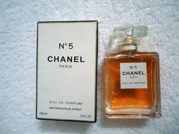NƯỚC HOA nữ no5 vàng 100ml