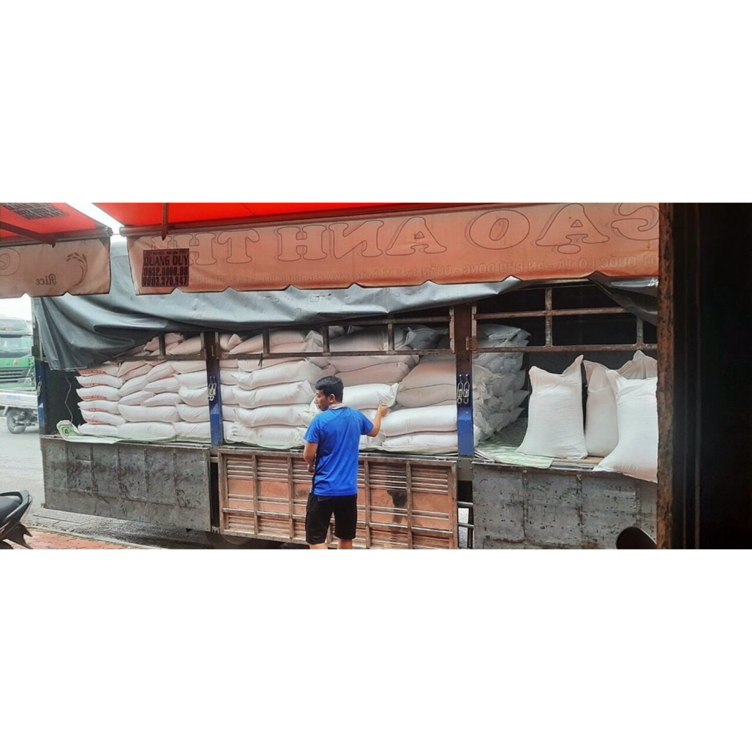 Gạo Thơm Lài 10 ký Dẻo ít mềm cơm
