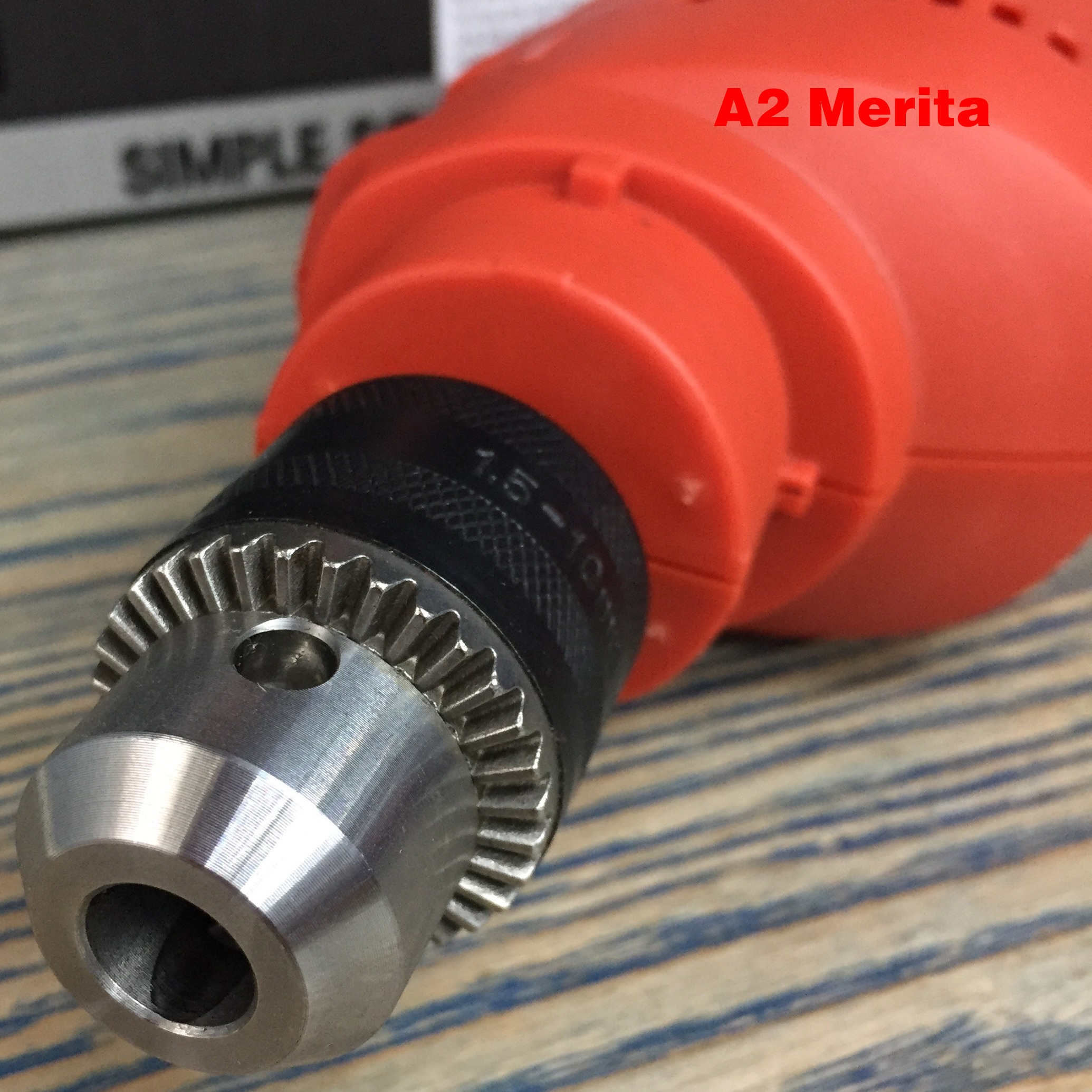 Máy khoan động lực 500W - 100mm Maktec MT80A