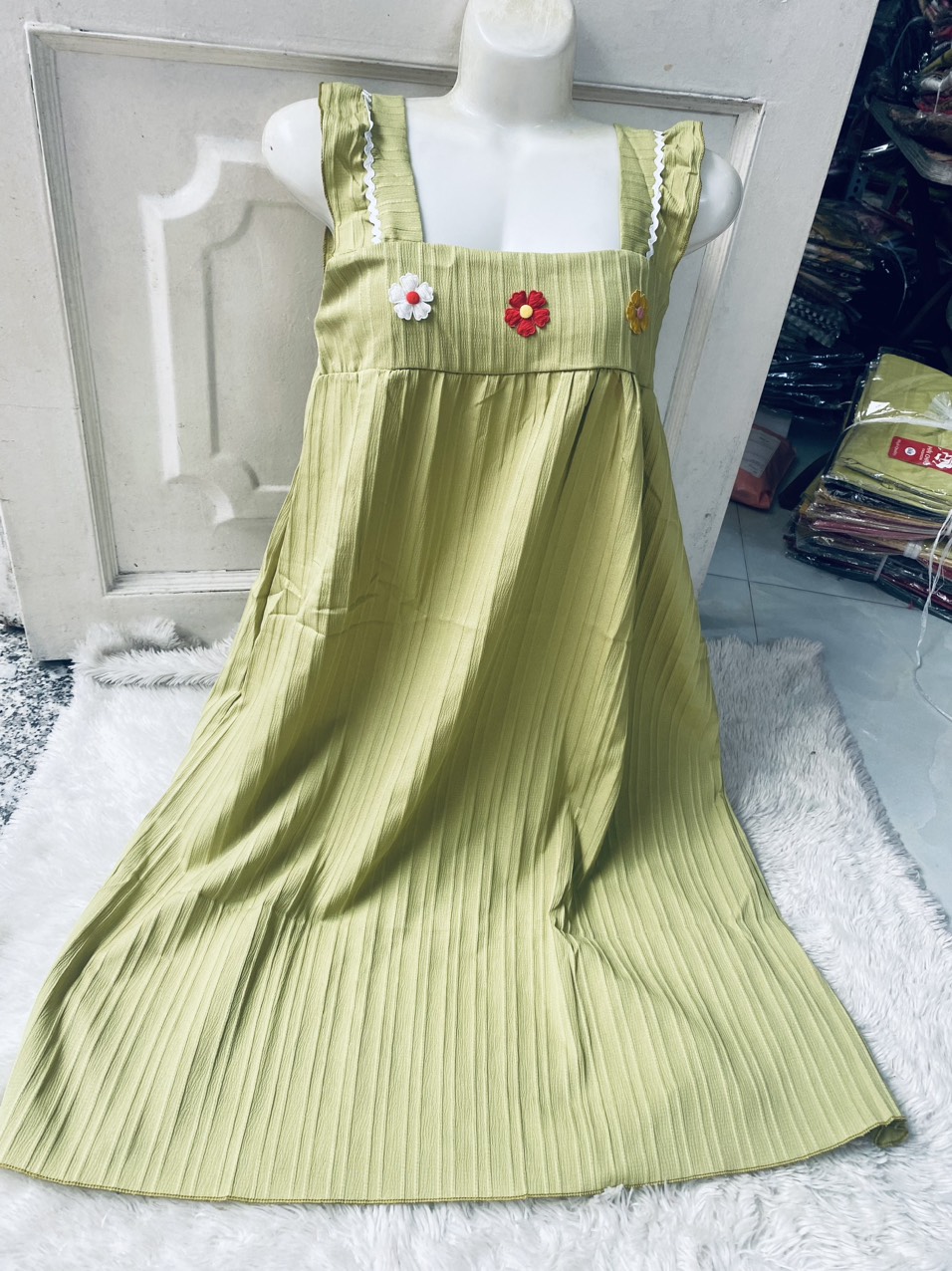 Váy đầm nữ dáng Suông dài đính bông Freesize 40-60kg