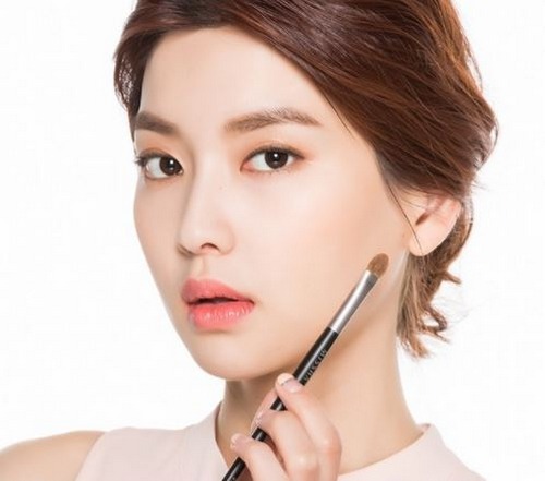 Cọ tán màu mắt MISSHA Artistool Shadow Brush #302