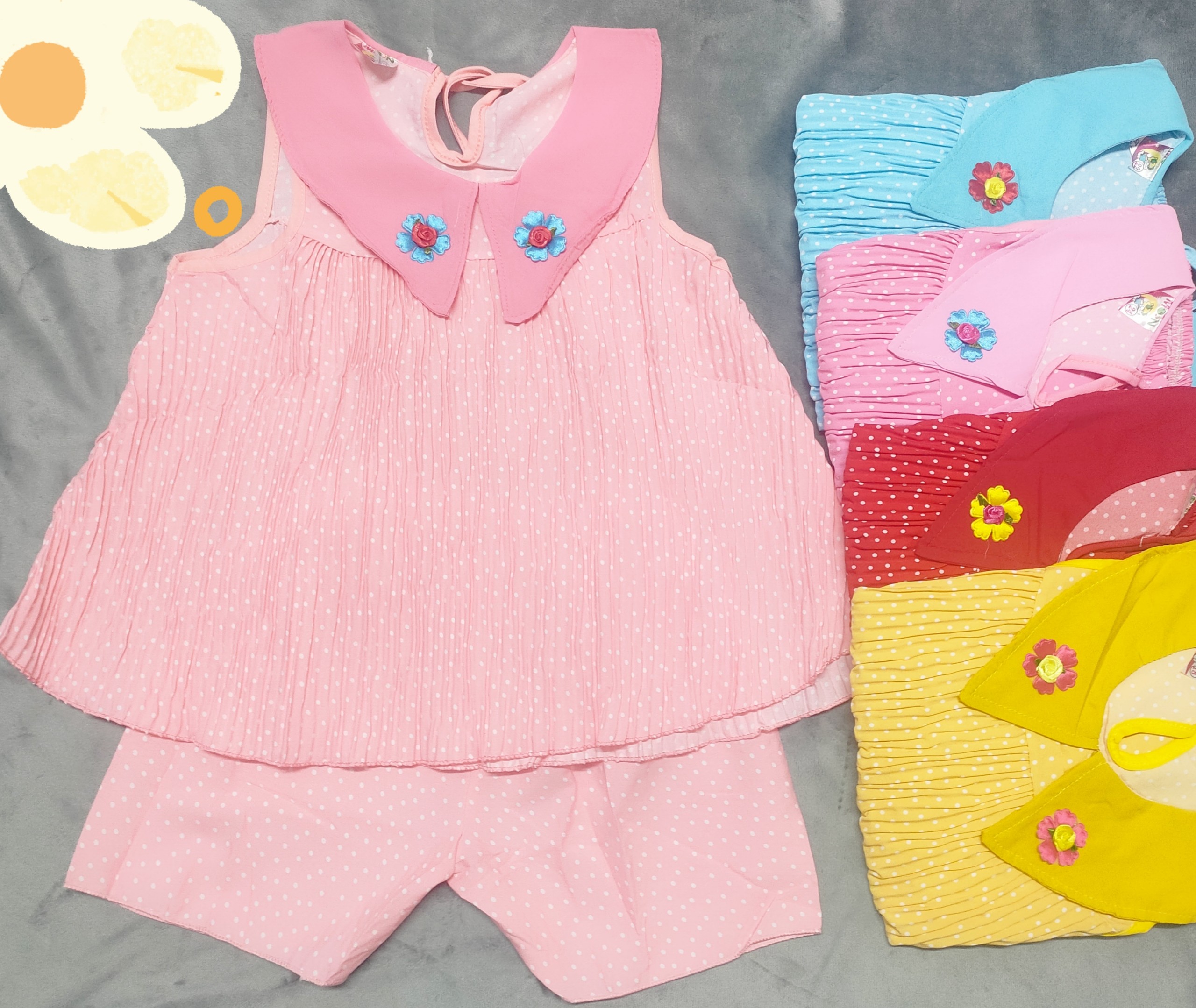 Bộ Lụa Sát Nách Xếp Li Bé (6-18kg) (giao màu ngẫu nhiên)