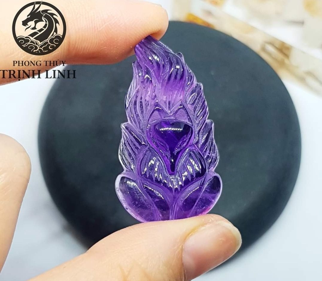 VÒNG CỔ HỒ LY TIÊN CHÚA
