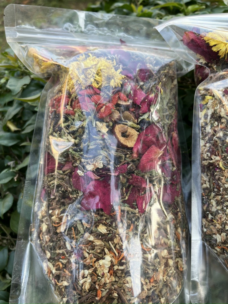 Trà Thảo Mộc Đẹp Da (Hoa Trà Lá Cỏ) gói 500gram - Đặc Sản 27