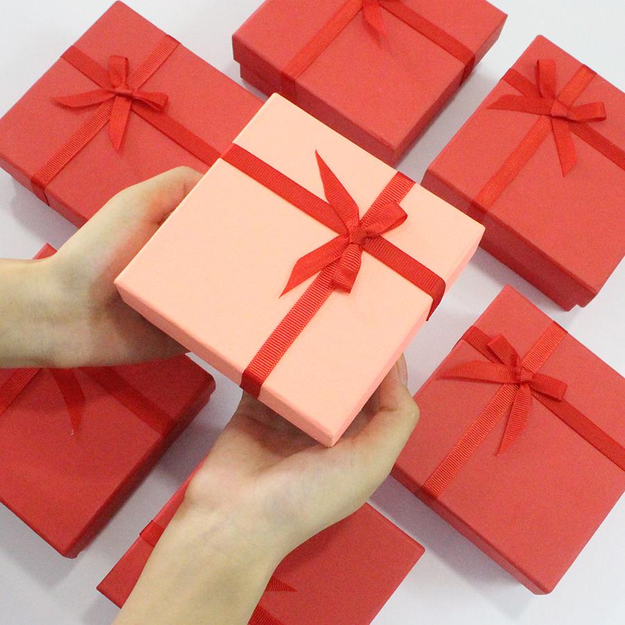 [HCM]Quà tặng ngẫu nhiên vì bạn đã quan tâm đến shop