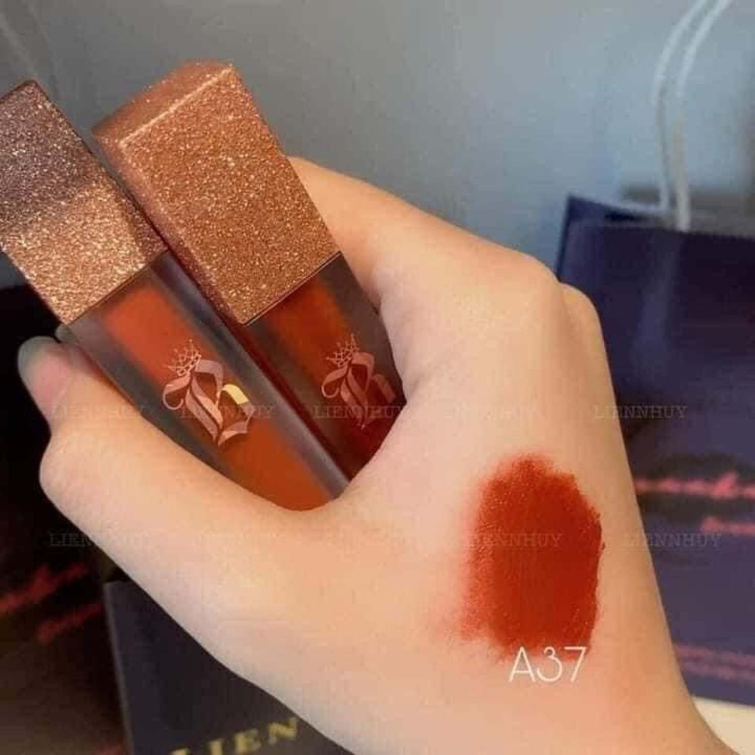 SON KEM BLACKROUGE
