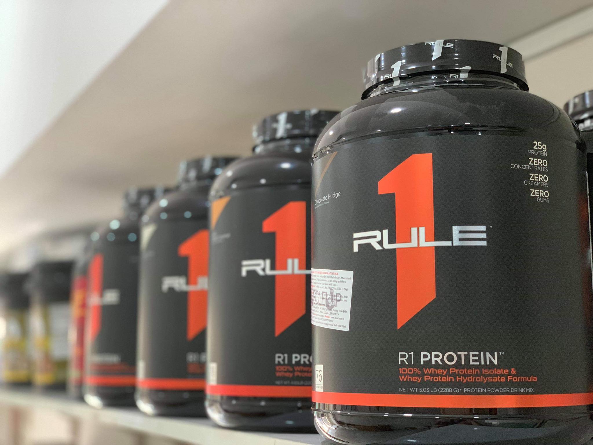 Sữa Tăng Cơ Rule1 Protein Isolate Whey - Hỗ Trợ Phát Triển Cơ Bắp