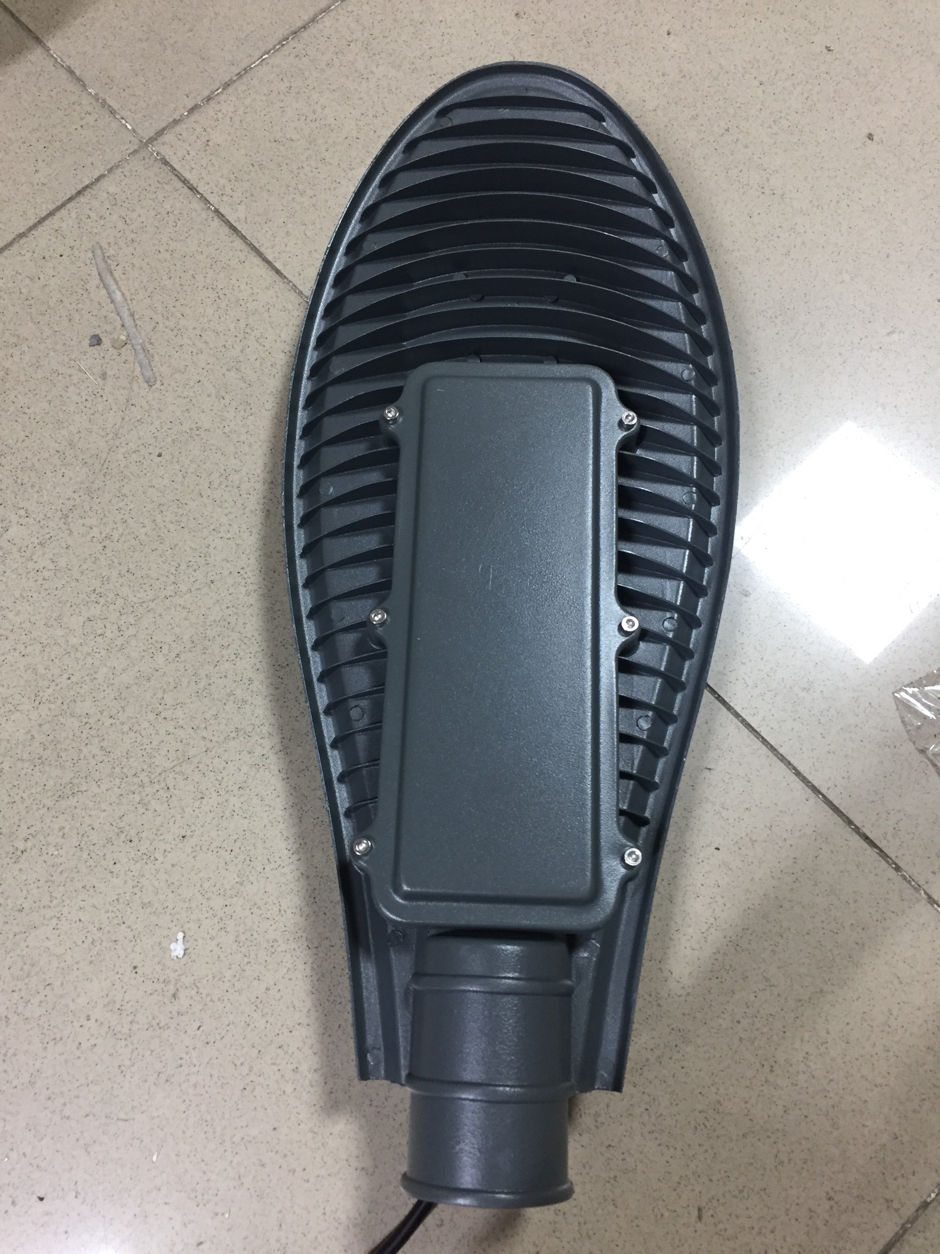 Đèn đường 30w chiếu ngoài trời siêu sáng