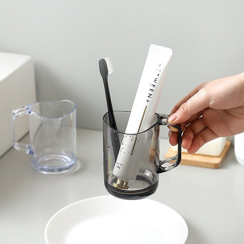 LY , CỐC NHỰA ĐÁNH RĂNG SÚC MIỆNG