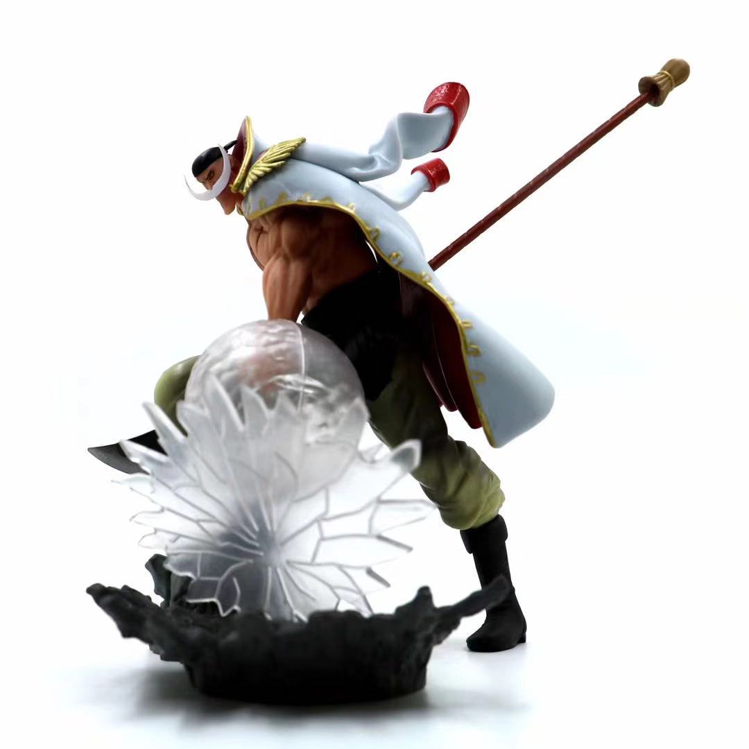 [LT Paradigm] Mô Hình Râu Trắng - One Piece - 26CM