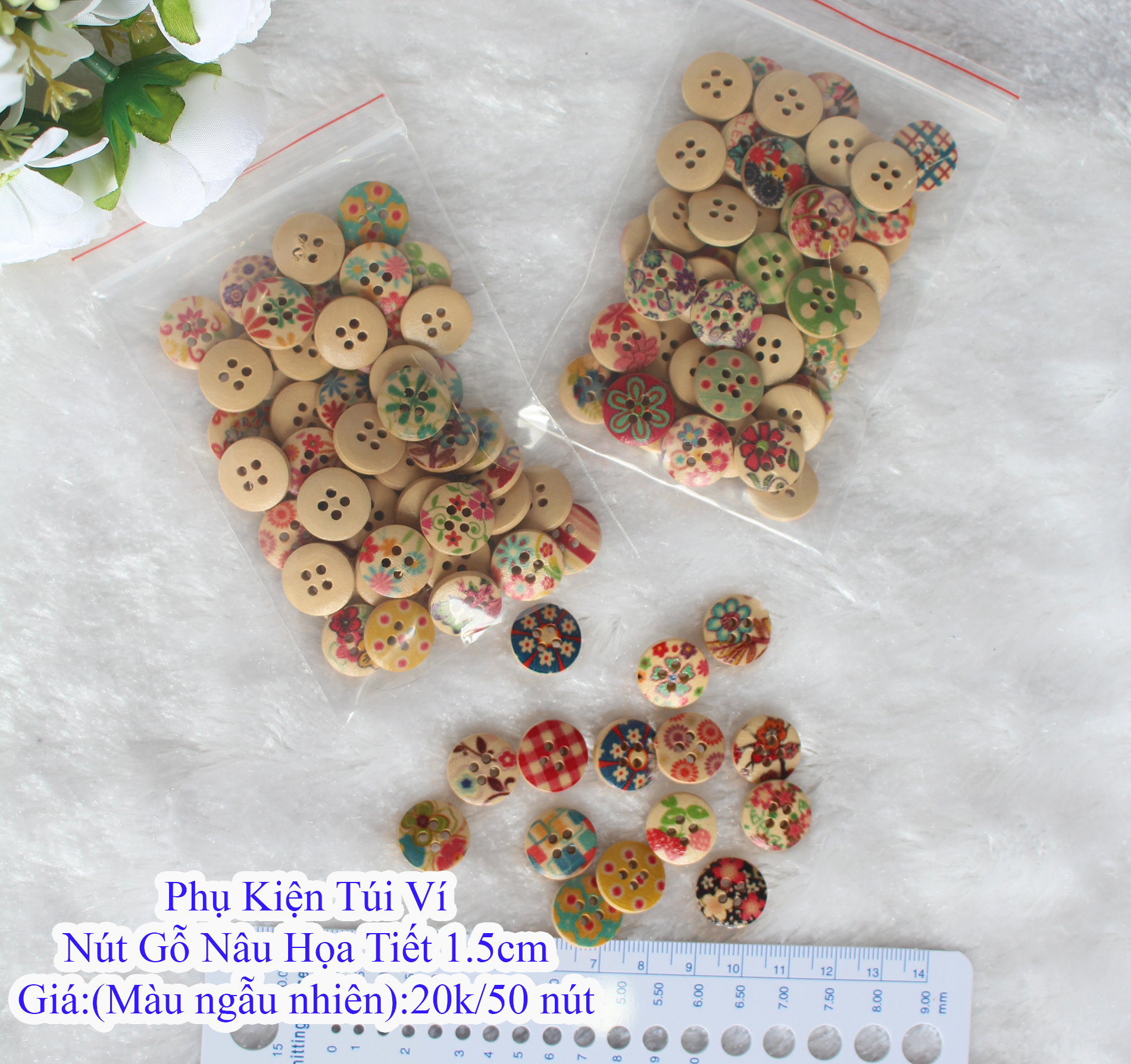 Nút gỗ nâu hoạ tiết làm đồ handmade ( ngẫu nhiên )