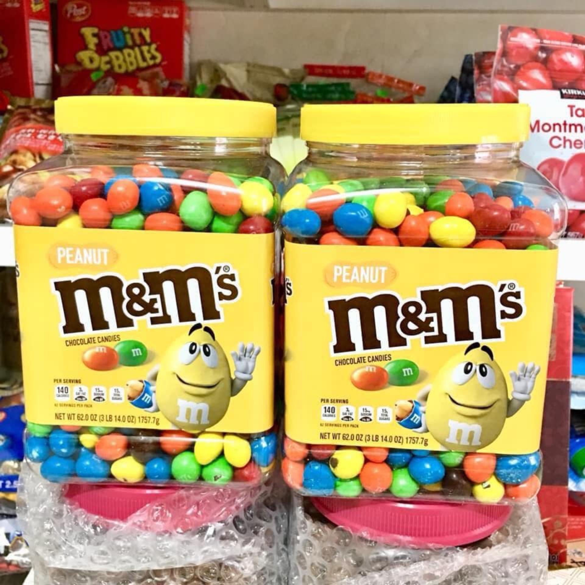 Socola đậu phộng M&M's Peanut Chocolate 1757.7g (Nắp Vàng) ( DATE T7/25 )