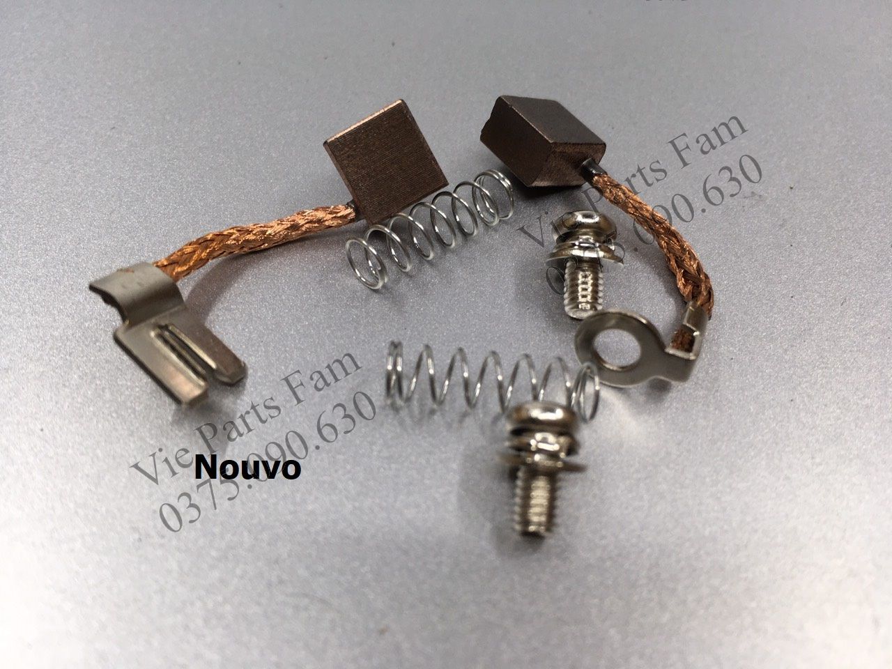 Bộ chổi than đề xe máy Yamaha Nouvo (Hàng tốt)