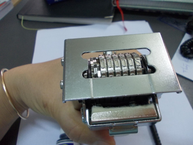 Máy đóng 6 số SureMark SQ-3366 - Auto Numbering machine