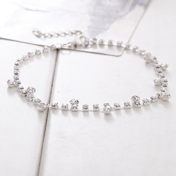 Lắc chân nữ thời trang đính hạt L2051