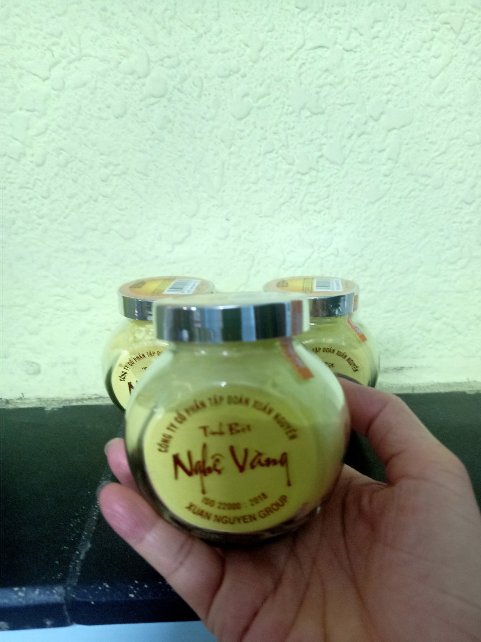 1 Lọ 75gr hoặc 160gr Tinh Bột nghệ vàng Xuân nguyên dùng pha nước mật ong uống trực tiếp hoặc làm mặt nạ làm đẹp da