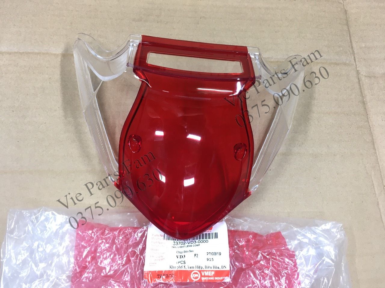 CHỤP ĐÈN SAU XE EZ SYM DIN MỚI 100%