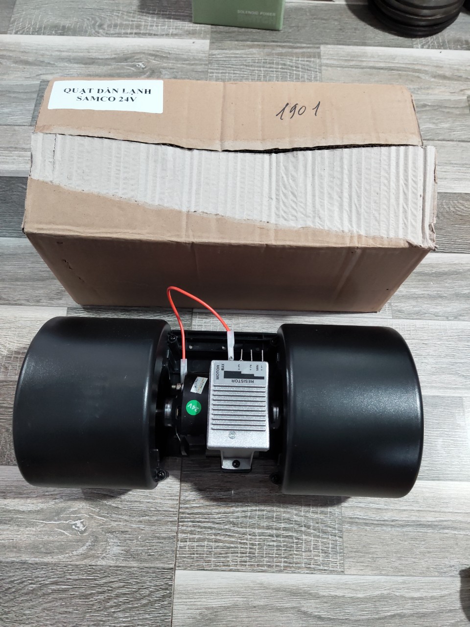 Phụ kiện ô tô: Quạt dàn lạnh săm-cô 24v