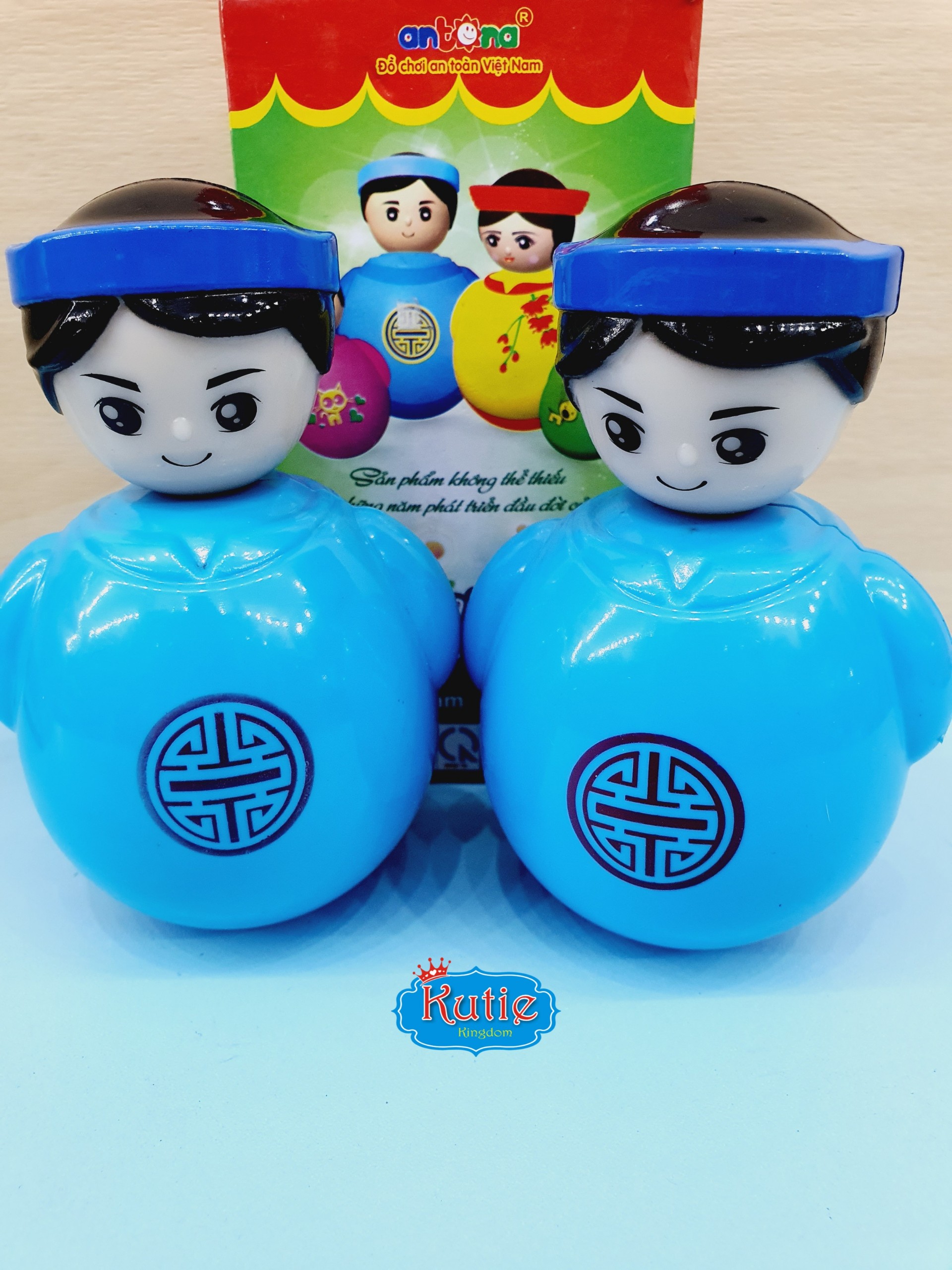 Lật đật Antona Việt Nam
