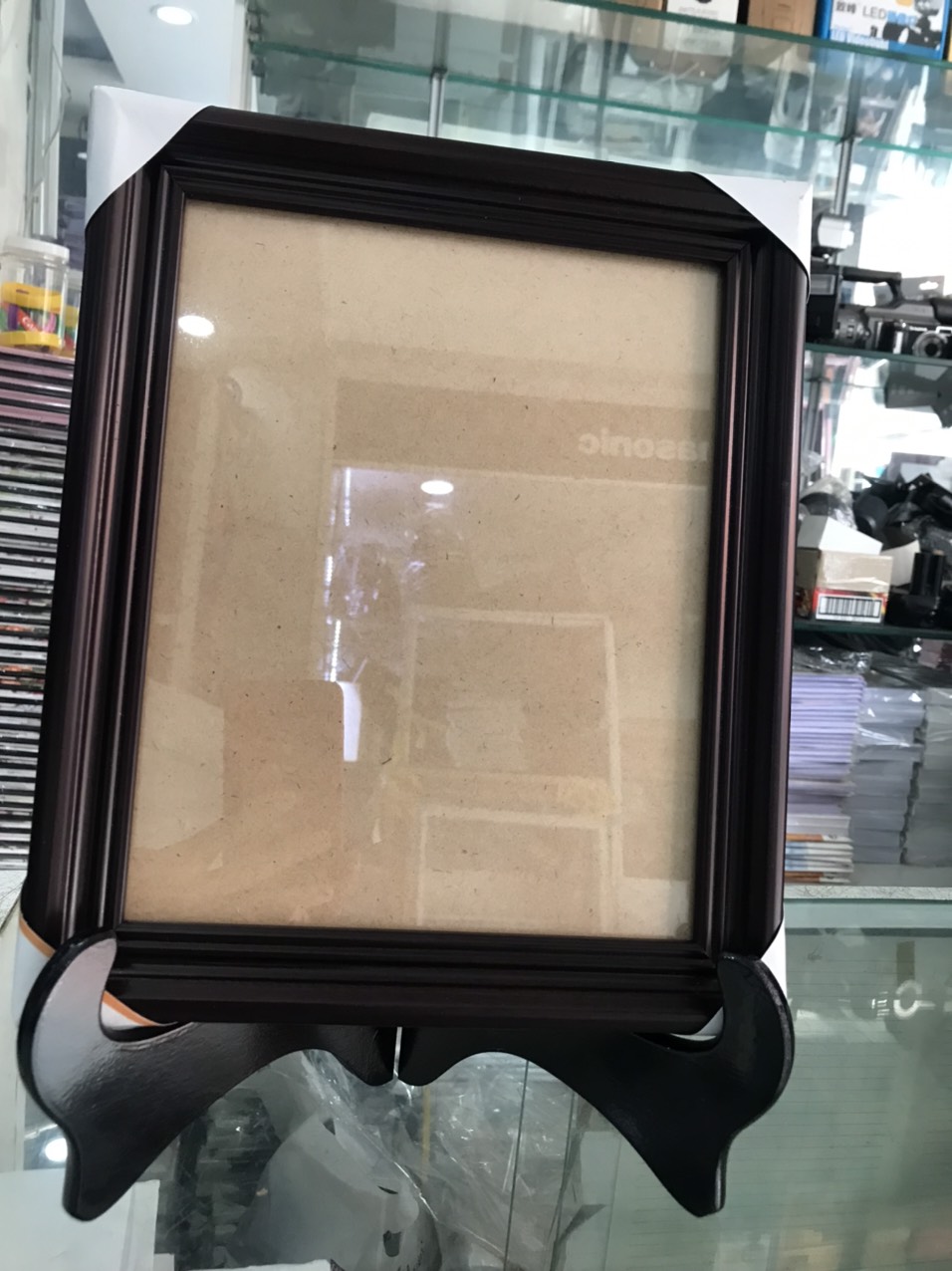 Khung hình,khung ảnh (20x25)kích thước tấm hình