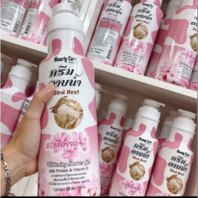 Sữa tắm tổ yến 1200ml thái lan