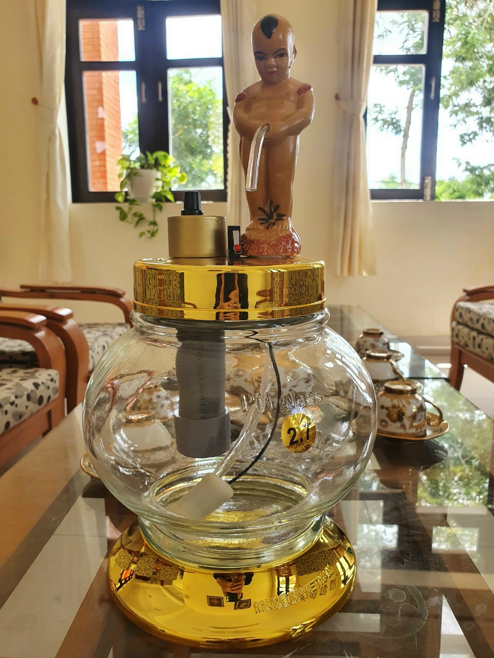 Bình thủy tinh rót ruou Tự động