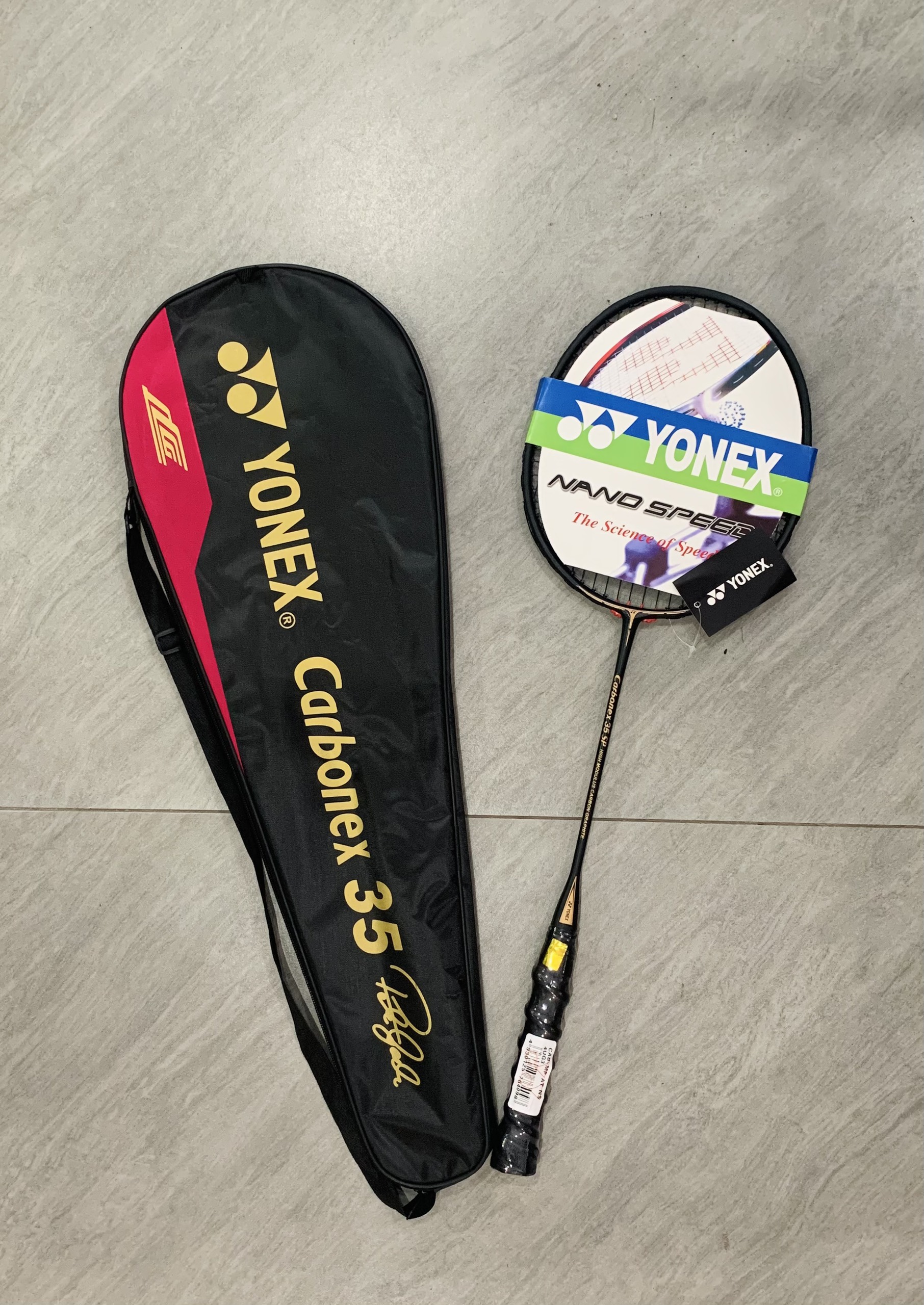 Vợt cầu lông Yonex (1 chiếc)