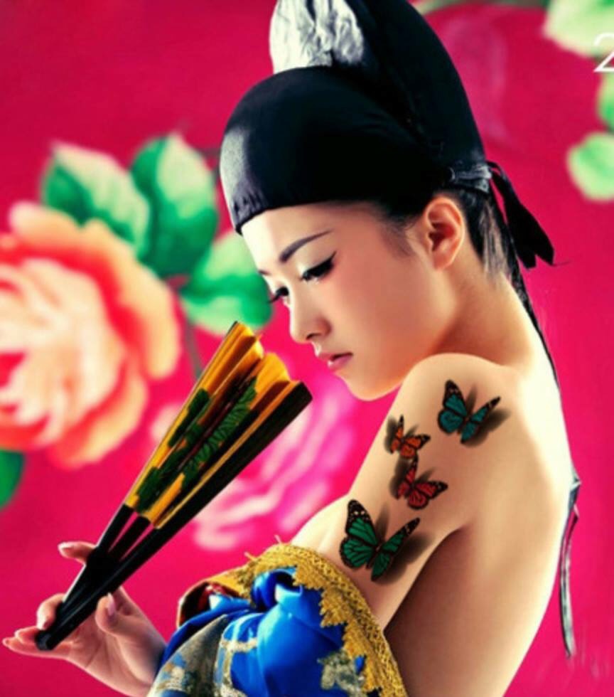 [HCM]Combo 5 tấm hình xăm dán tattoo các loài bướm đẹp 10x20cm (Một tấm gồm nhiều hình. Mua 2 combo tặng 1 tấm đồng size)