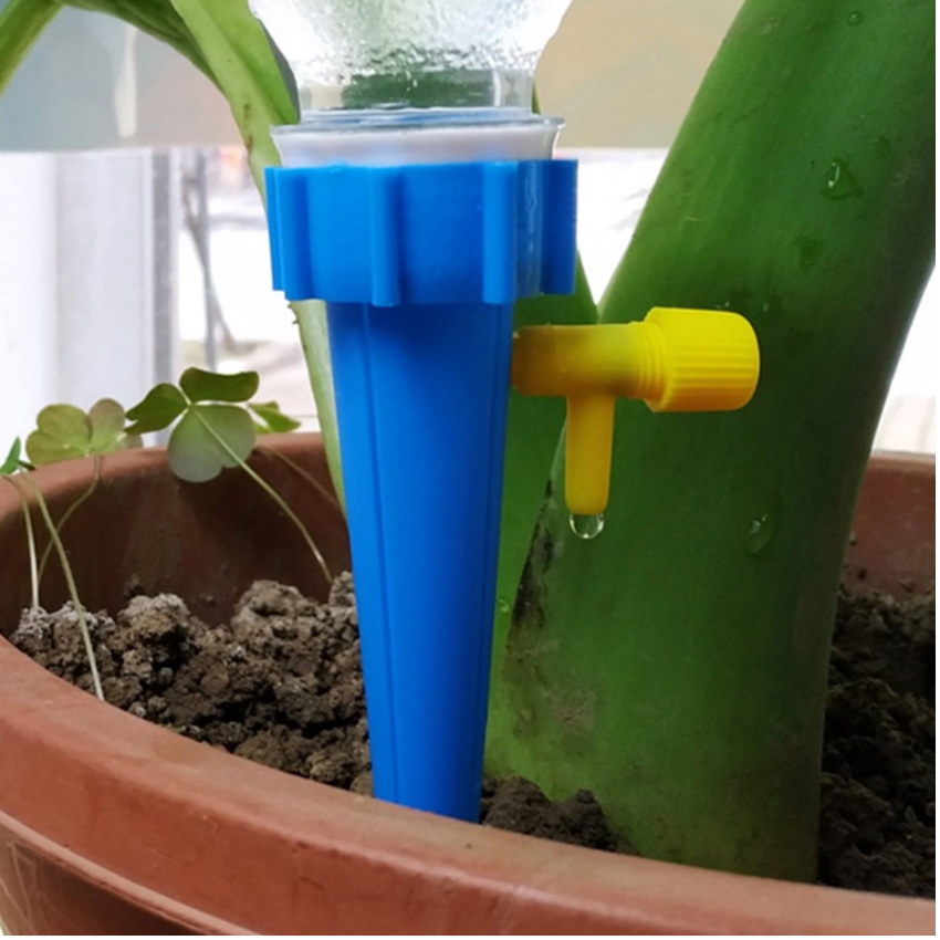 Đầu Vòi Tưới Cây Nhỏ Giọt Gắn Chai Nước 206801 - nhiều màu