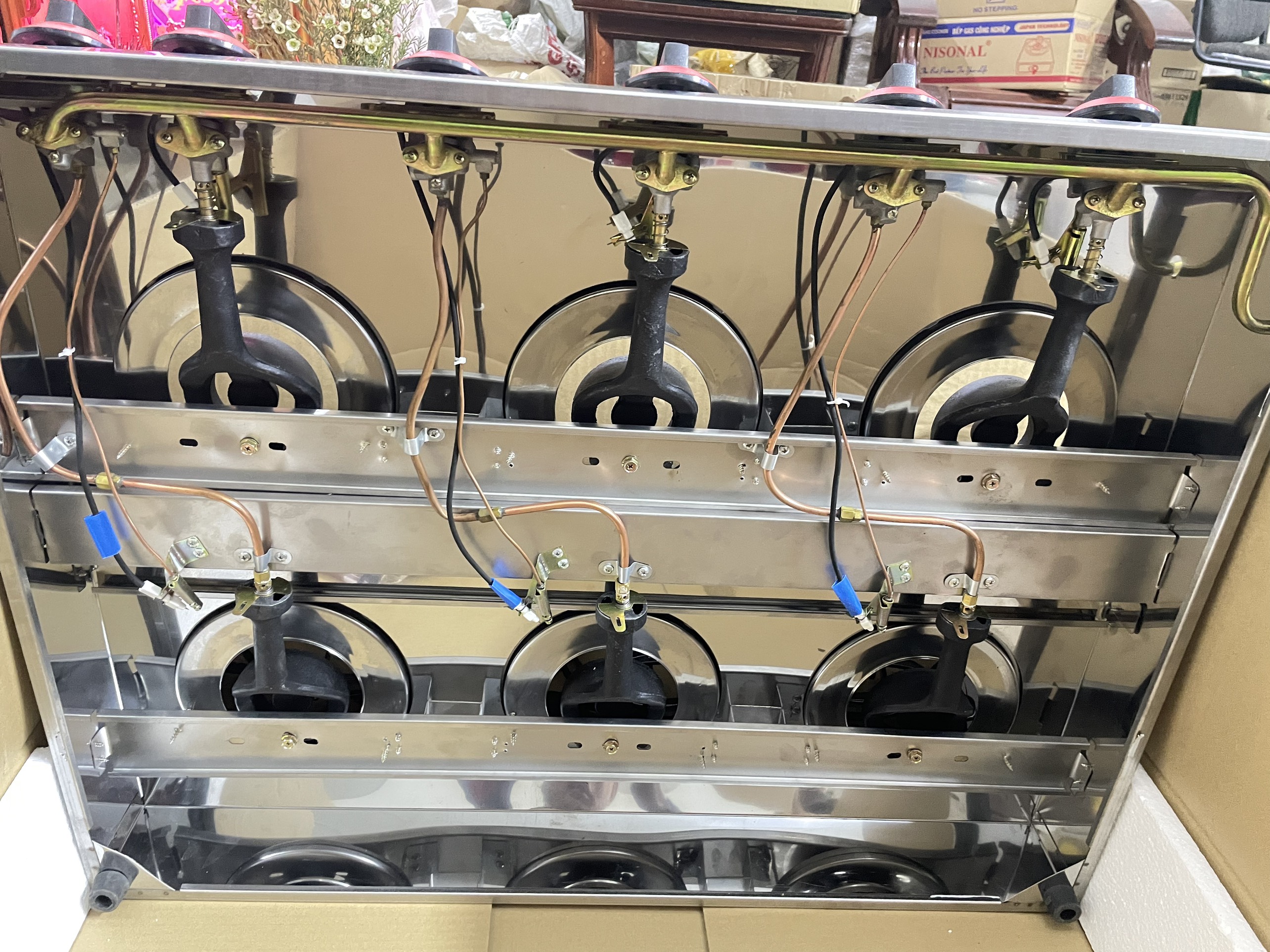 BẾP GAS 6 LÒ INOX CAO CẤP WHATASHI