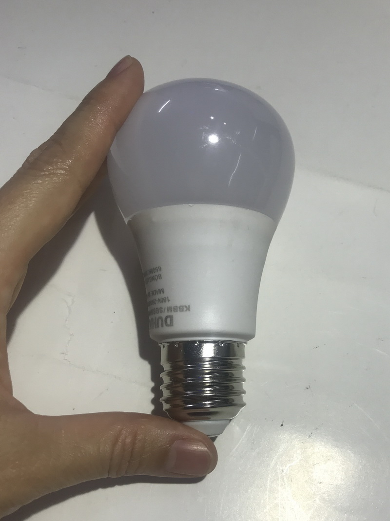 Bóng đèn led bulb tròn Duhal 7W, đổi màu 3 chế độ