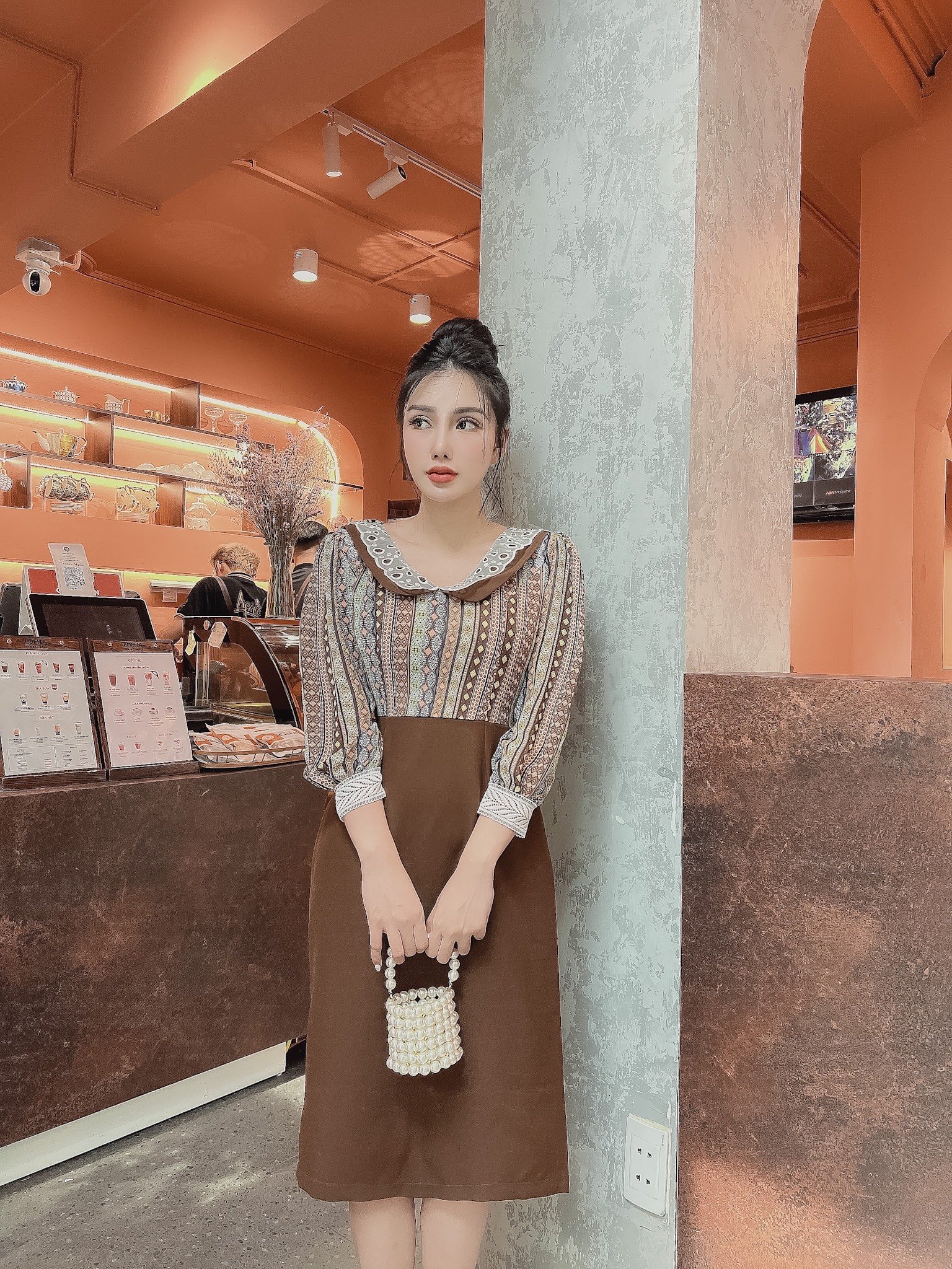 [4.4 Hoàn tiền 15%]ĐẦM CS NÂU PHỐI VOAN SỌC– M010