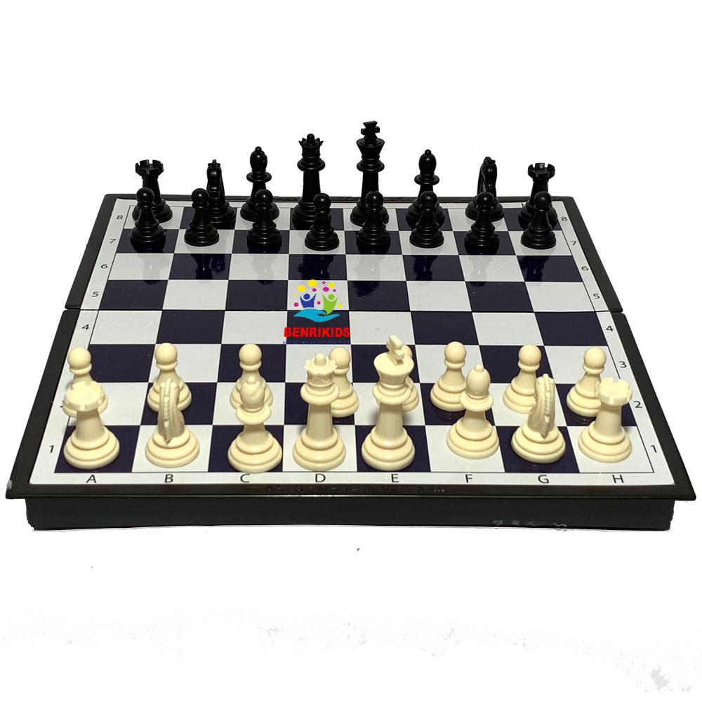 Bộ Cờ Vua Nam Châm Gập Gọn Tiêu Chuẩn Quốc Tế Dành Cho Mọi Lứa Tuổi Board Game Giúp Bé Phát Huy Chiến Thuật Phát Triển Tư Duy