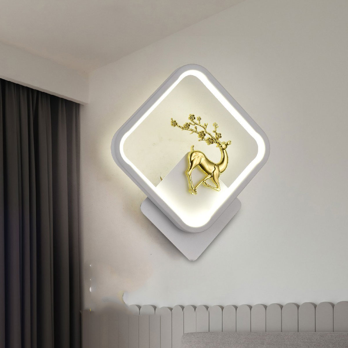 Đèn gắn tường HANBACH màu ánh sáng cao cấp (2 con hươu)
