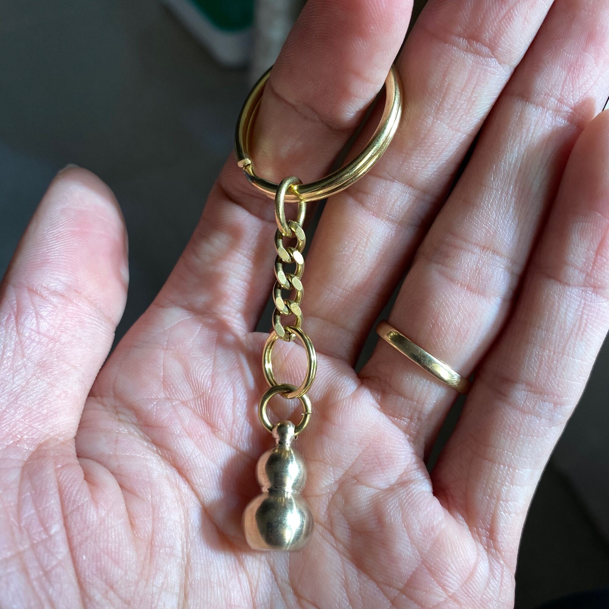 Khoen đồng 3cm kèm dây xích