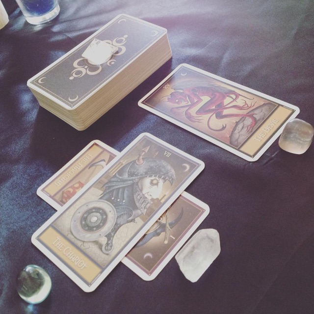 Bài Deviant Moon Tarot Premier Edition