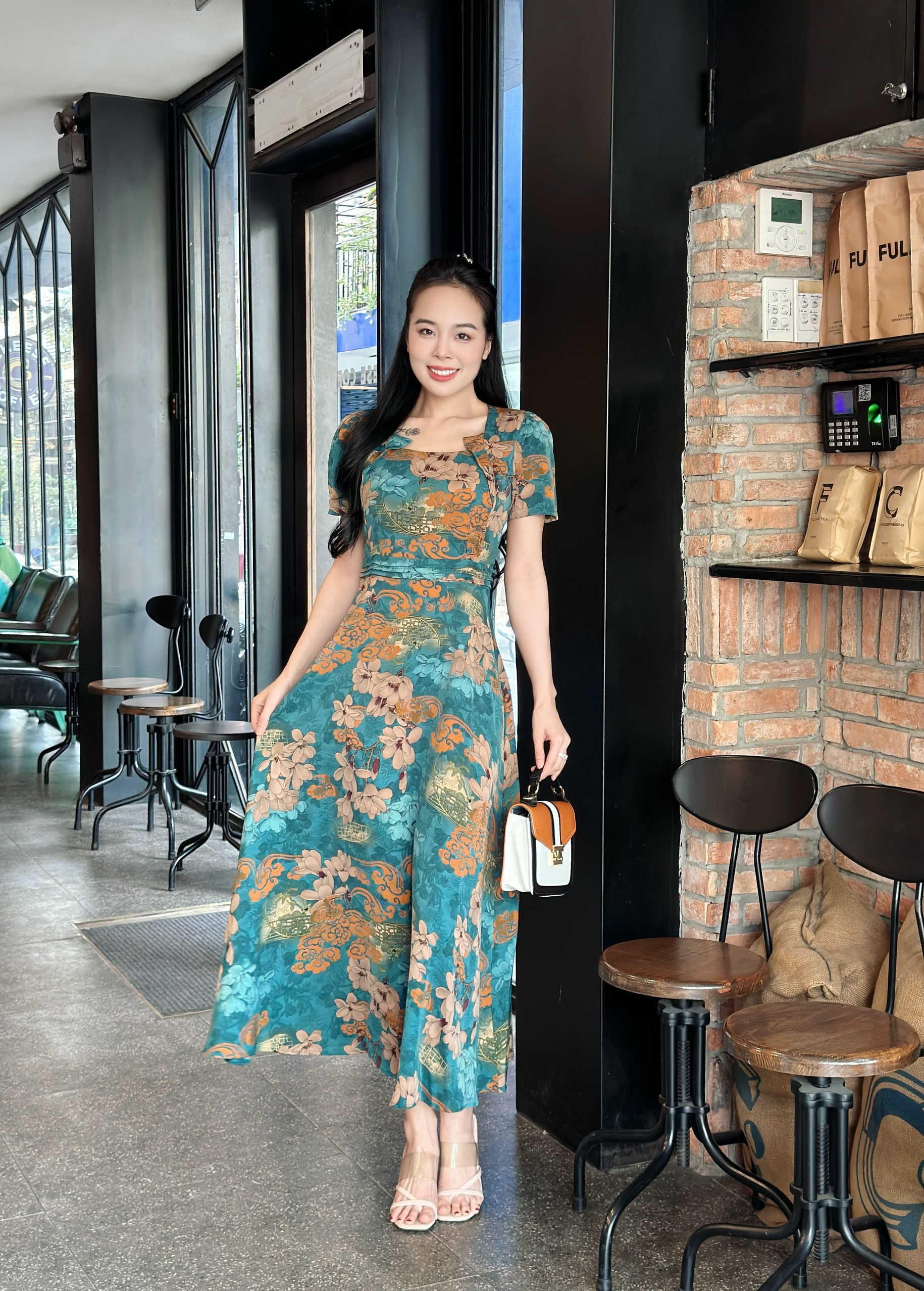 Đầm maxi form dài, cổ xếp cách điệu, xếp ly eo Misa - MS0309 (Hình thật shop chụp)