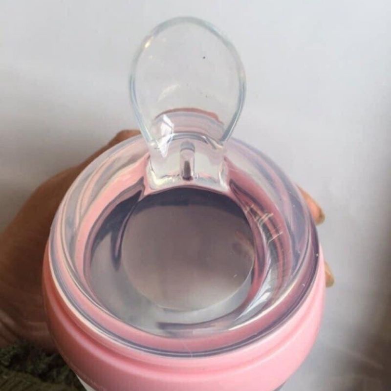 Núm thìa ăn dặm Comotomo Mỹ 150ml/250ml siêu mềm