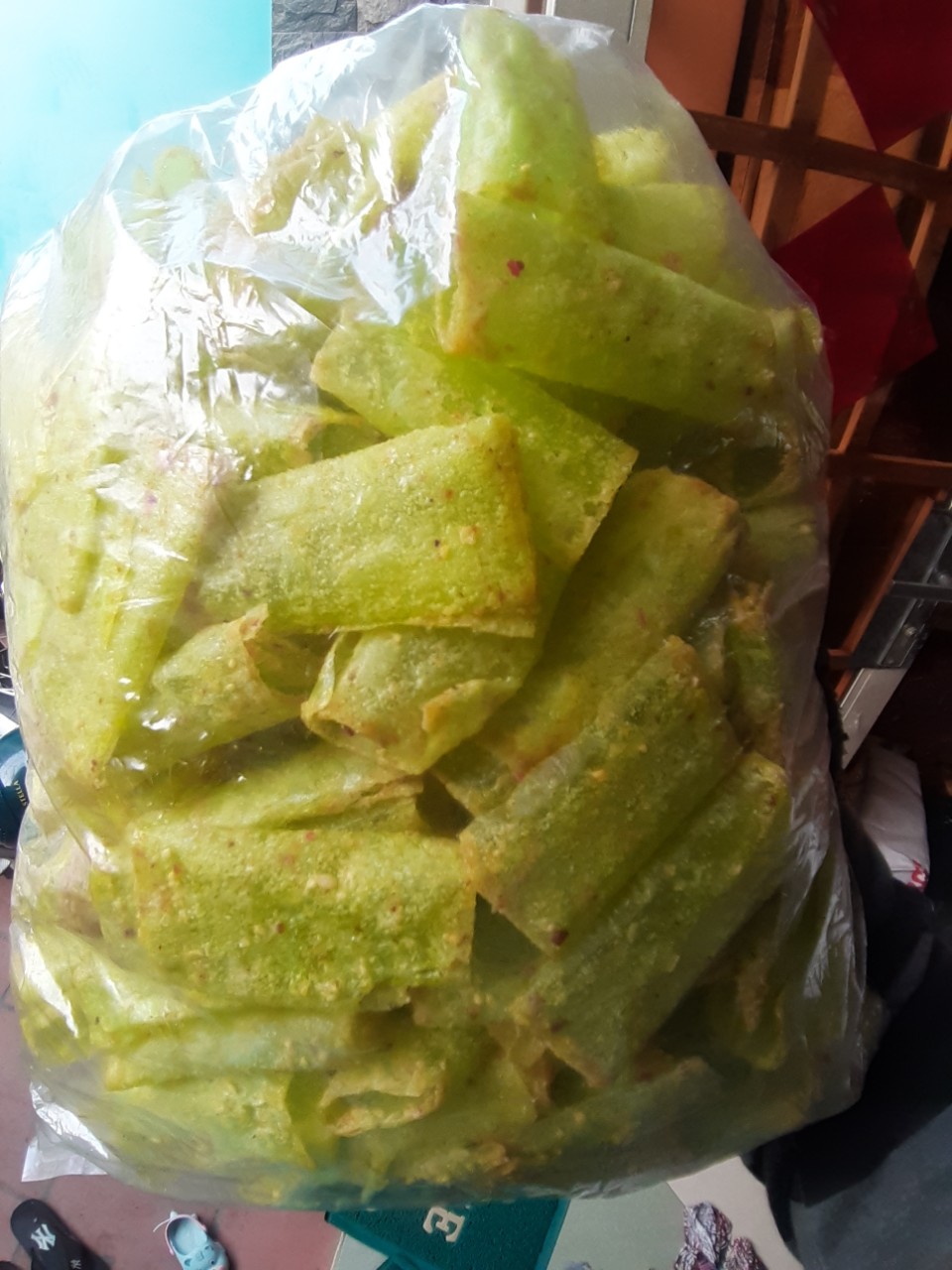 (250gr) BÁNH TRÁNG CUỘN LÁ DỨA LẮC PHÔ MAI