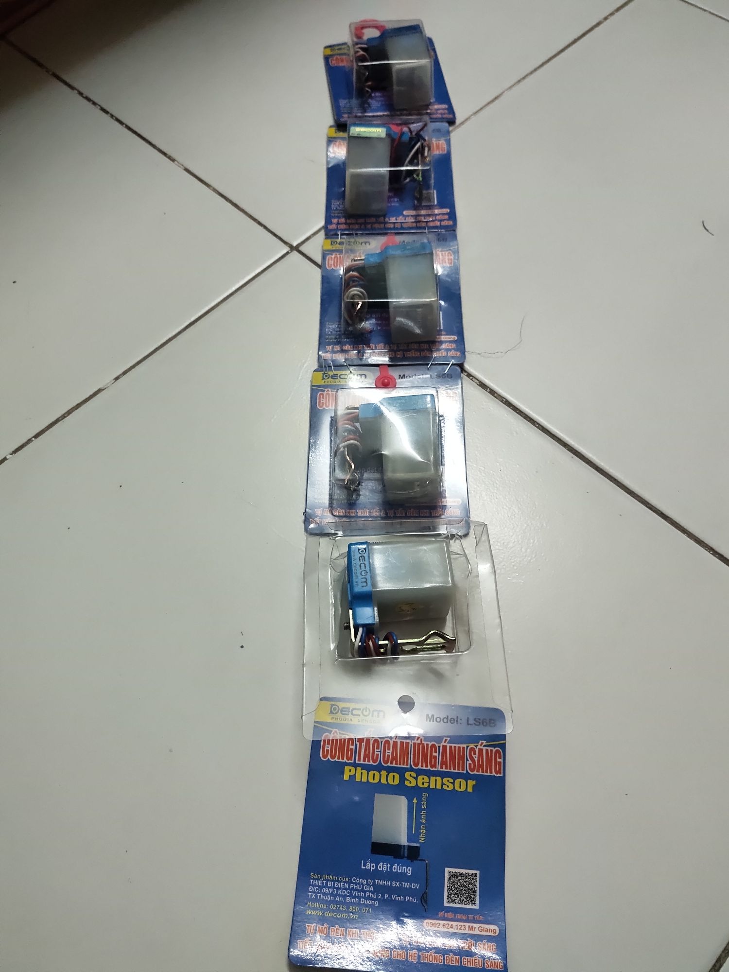 [HCM]Công tắc cảm ứng ánh sáng Decom LS6B
