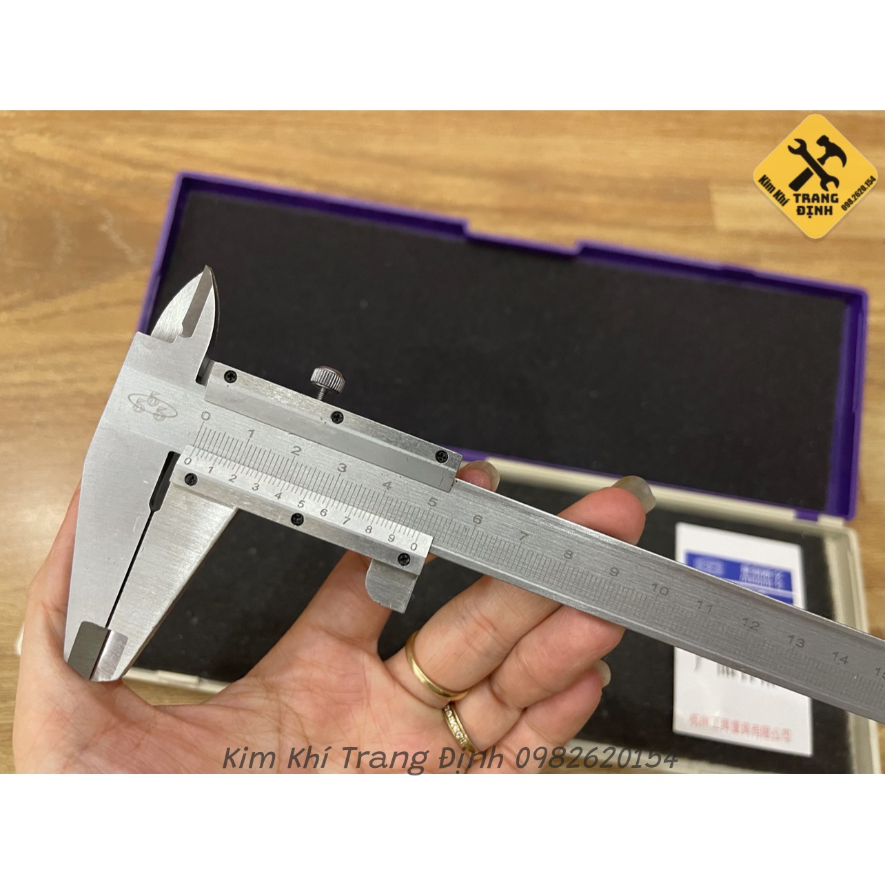 Thước cặp kẹp cơ khí thép không gỉ 300mm