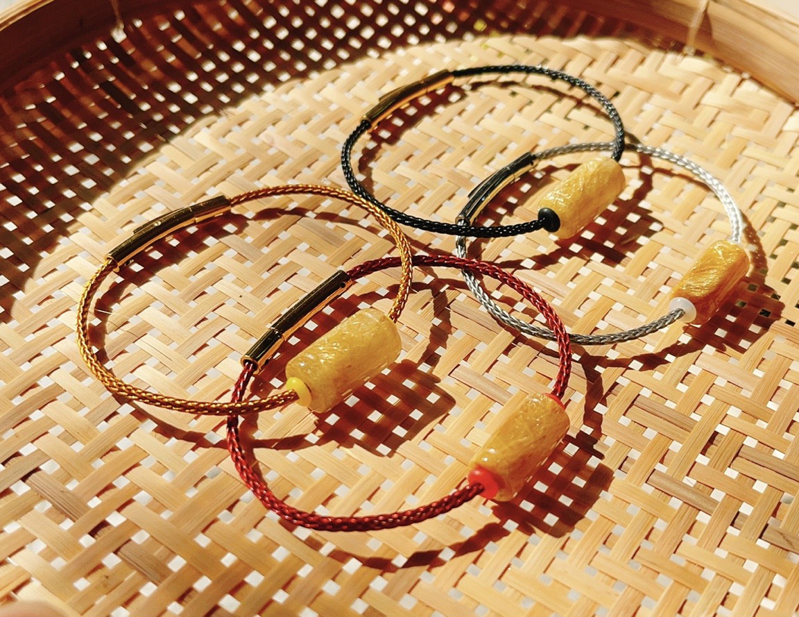 Vòng tay lu thống vuông thạch anh tóc vàng thiên nhiên