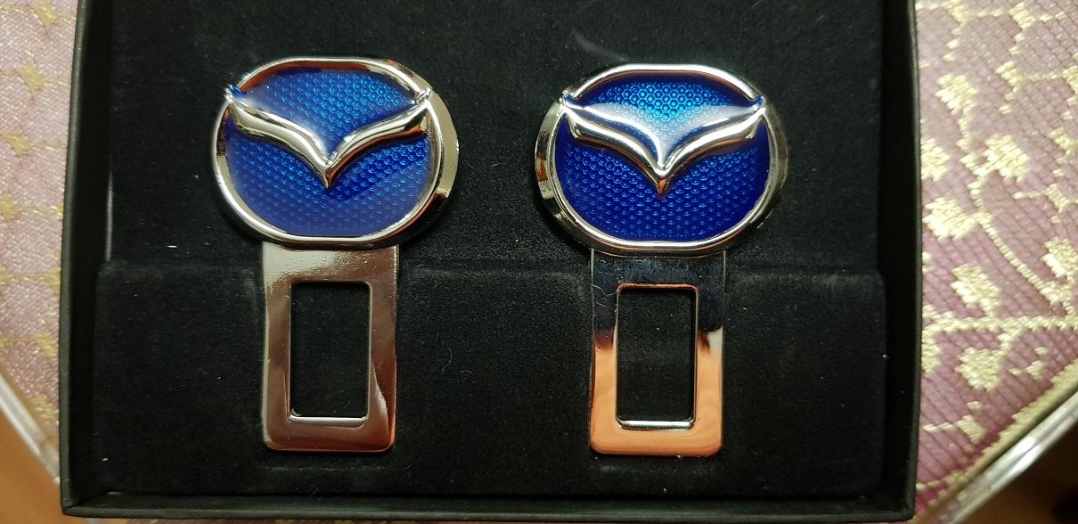 Móc chốt an toàn xe Mazda siêu đẹp